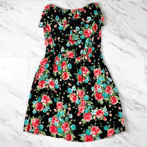 Strapless Black Floral Summer Dress with Open Back - Picture 3 of 8
